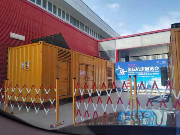 三家镇出租发电机-柴油发电机和汽油发电机哪个更好一些?